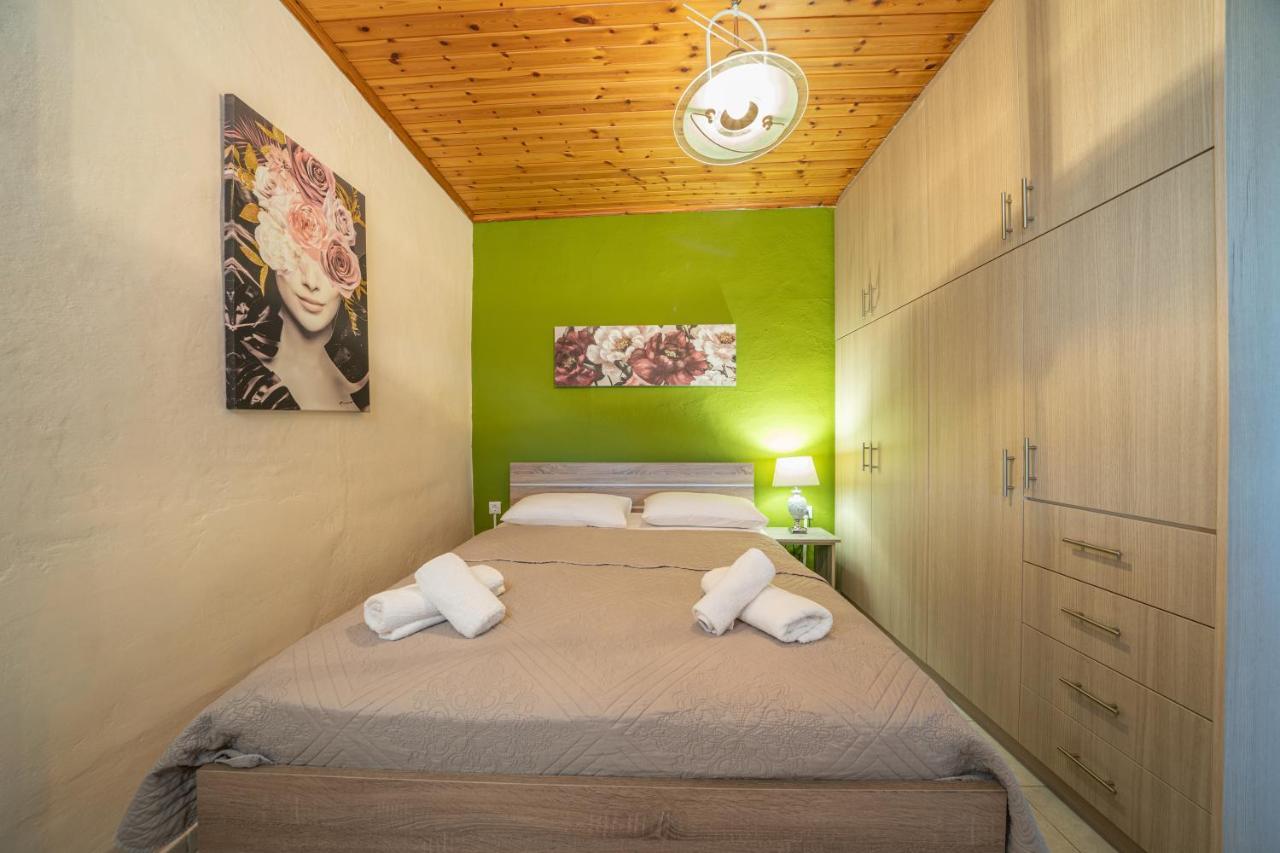 Villa Key To Sunset Angon Esterno foto