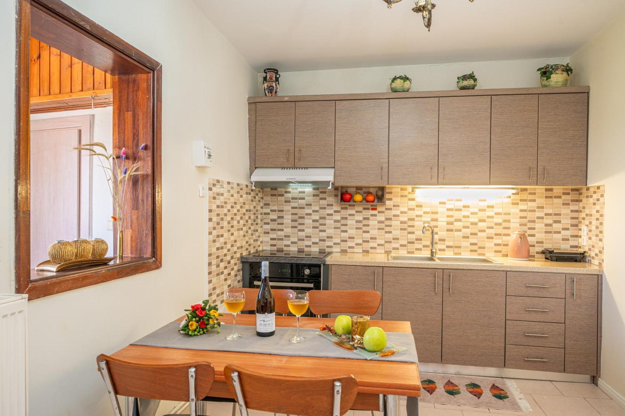 Villa Key To Sunset Angon Esterno foto